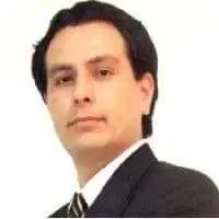 Dr. IVAN PETRLIK AZABACHE